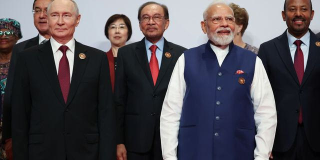 BRICS: Νέες ισορροπίες και διαιρέσεις στη σκιά του πολέμου με το Ιράν