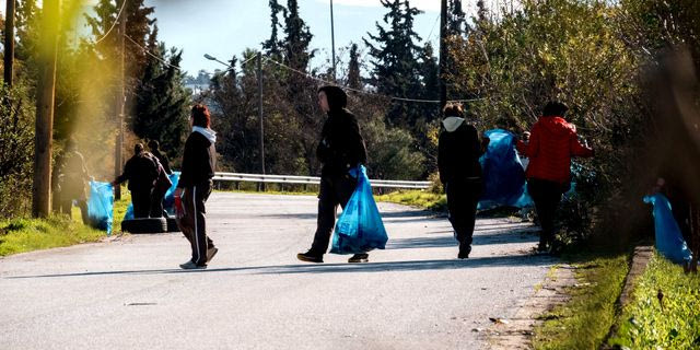 Οι άνθρωποι που καθαρίζουν τη Βόρεια Ελλάδα