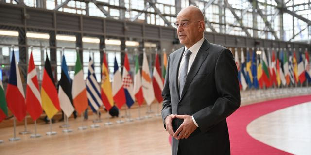 Δένδιας: Να δημιουργηθεί μία πανευρωπαϊκή άμυνα – Ασύλληπτες οι προκλήσεις του αύριο