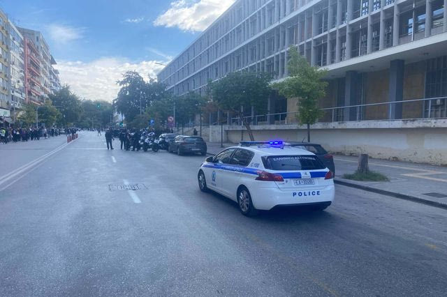 Τηλεφώνημα για βόμβα στο Δικαστικό Μέγαρο Θεσσαλονίκης – Εκκενώνεται το κτήριο