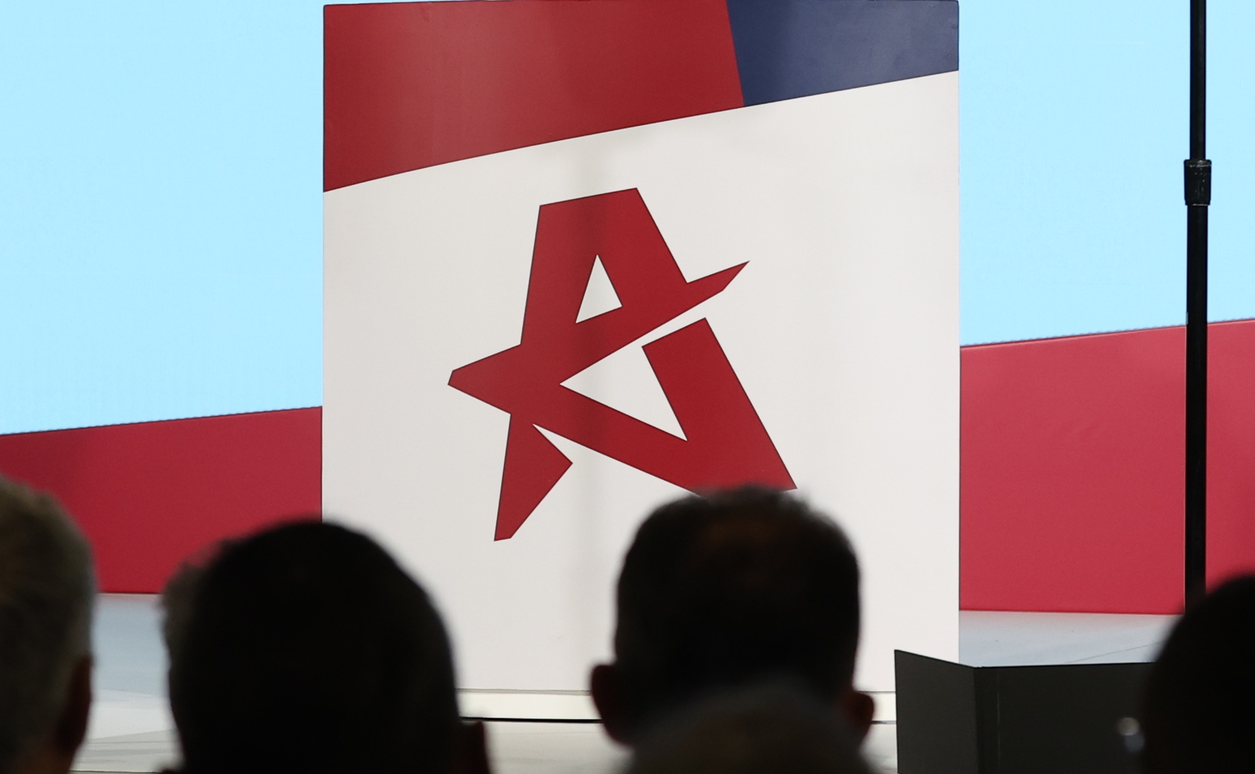 ΕΛ.Α.Σ.: Επικίνδυνη η νέα εμπλοκή των Patriot – Γιατί παραμένουν στη Σαουδική Αραβία;