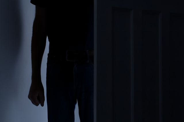 Πάτρα: 60χρονος ξυλοκόπησε άγρια την πρώην σύντροφό του και της έσπασε τα δάχτυλα