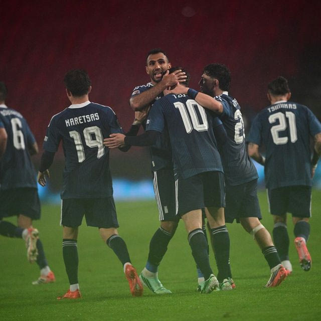 Σερβία – Ελλάδα 1-2: Τέζαρε τη Σερβία με World Class Τζόλη και κεφαλιά Δουβίκα