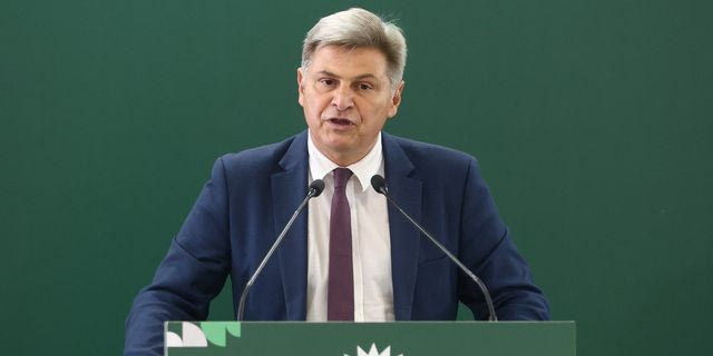 Φαραντούρης για Σδούκου: Οι αήθεις προσωπικές επιθέσεις δεν θα μένουν αναπάντητες