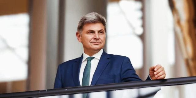 Φαραντούρης: Η διαφορά του ΦΠΑ να επιστρέφει στα νησιά