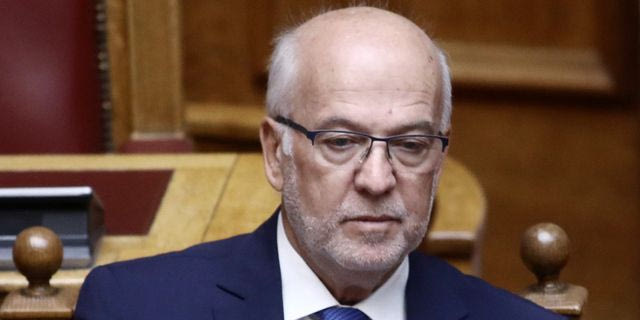 Φλωρίδης για τηλεφωνικές απάτες: “Θα τους πάρει ο διάολος, τέλος”