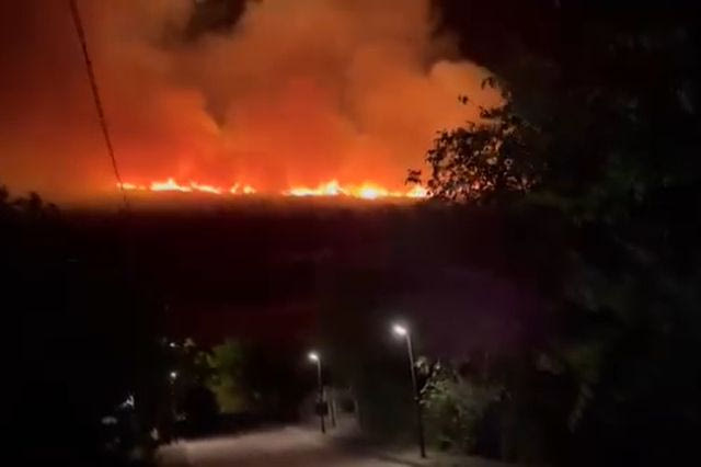 Ολονύχτια μάχη με τις φλόγες στην Κρυσταλλοπηγή Φλώρινας – Εστάλησαν δύο 112