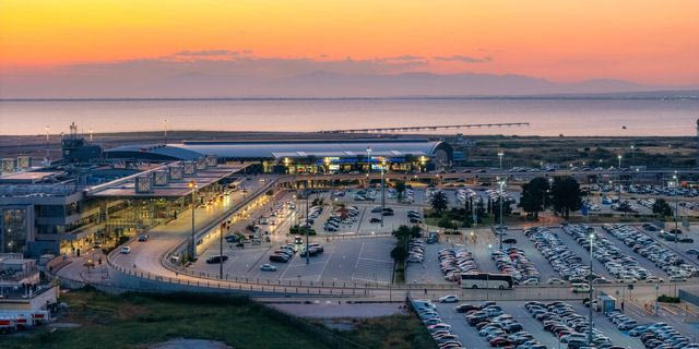 Ιστορικό ορόσημο: 7,1 εκατ. επιβάτες στα 14 περιφερειακά αεροδρόμια τον Αύγουστο