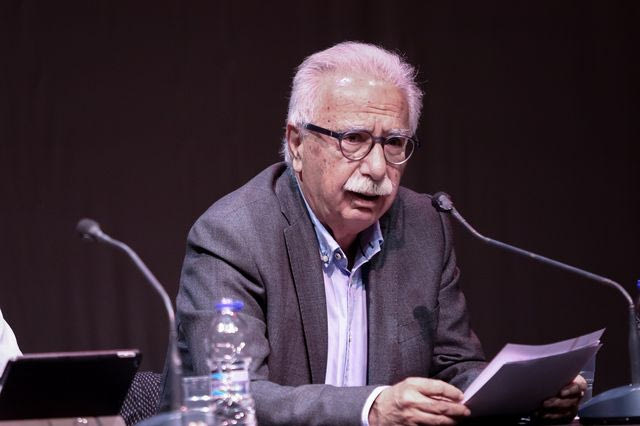 Κώστας Γαβρόγλου: Και άλλα ερείπια