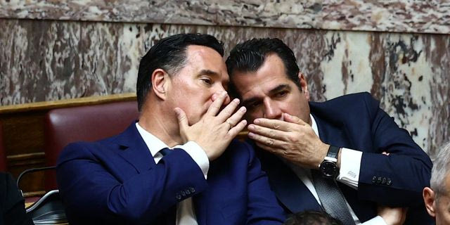 Οι αλαζόνες προσβάλλουν την κοινή νοημοσύνη και ο Μητσοτάκης “ρυθμίζει” την τεχνητή…