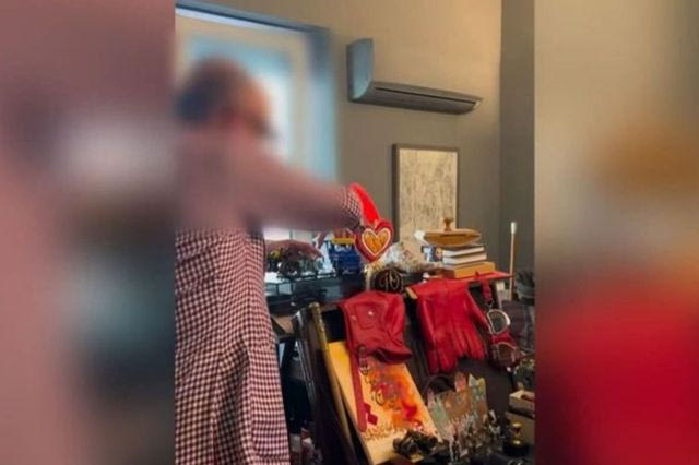 Θάνατος Μαζωνάκη: Βίντεο με τον γιατρό να εκπαιδεύει συνάδελφό του από τις Φιλιππίνες σε θεραπείες βλαστοκυττάρων