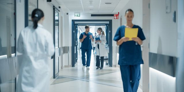 Medwatch: Πόσους γιατρούς “τσάκωσε” στην πρώτη εφαρμογή – Πώς λειτουργεί