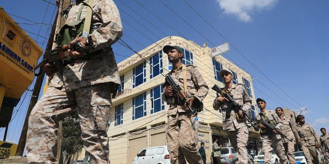 Έκκληση της G7 στους Χούθι να σταματήσουν “αμέσως” τις επιθέσεις στις θαλάσσιες μεταφορές