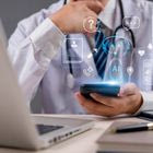 MedWatch: 231 ύποπτες περιπτώσεις σε γιατρούς και ιατρεία – Από παράνομες επεμβάσεις μέχρι αδήλωτα λέιζερ