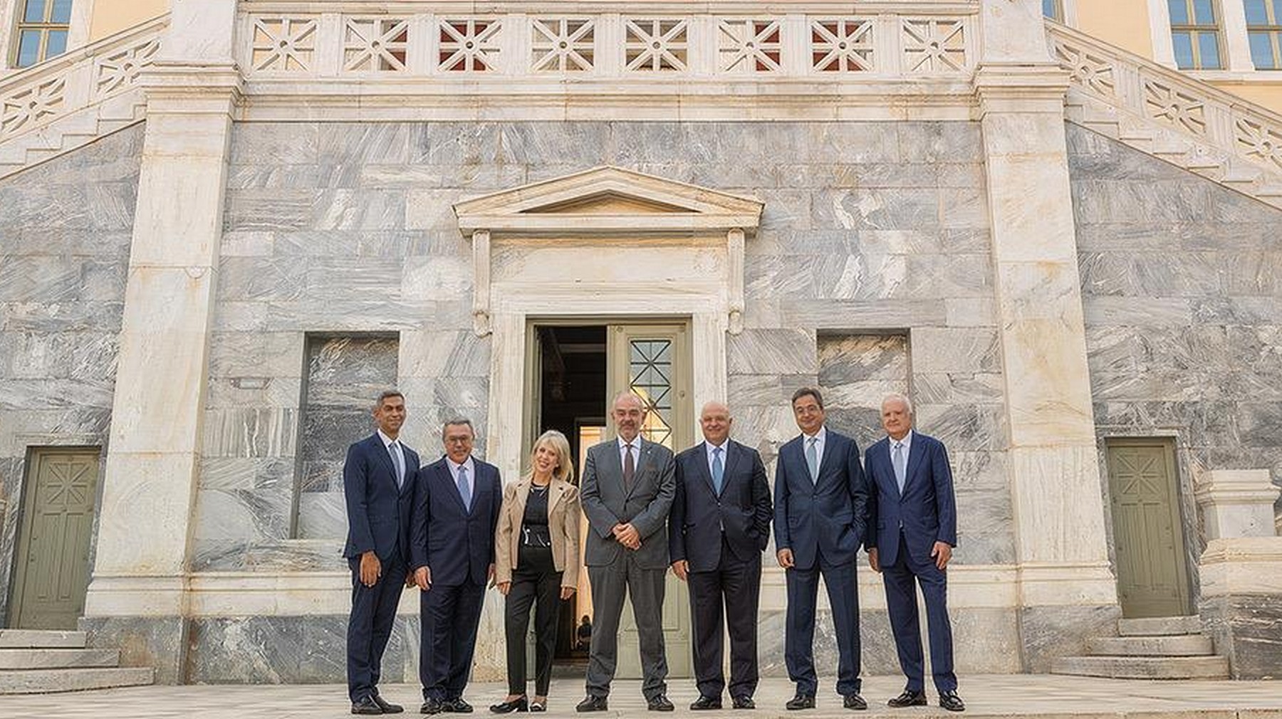 Τράπεζες: Δωρεά 25 εκατ. ευρώ στο ΕΜΠ