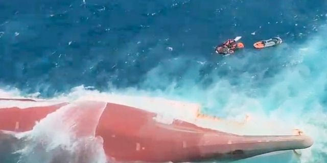 Ναυάγιο στην Ινδονησία: Ξανάρχισαν οι έρευνες για τους 129 αγνοούμενους