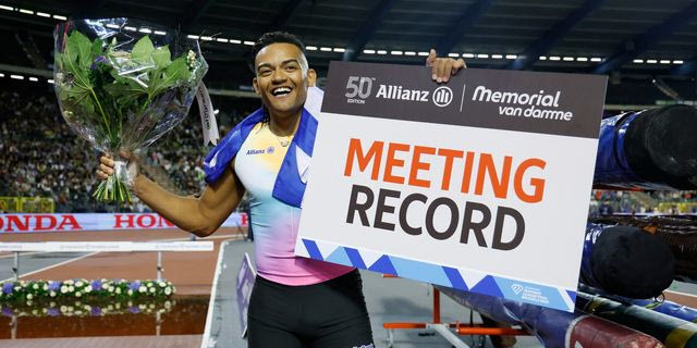 “Αχόρταγος” Καραλής: Και διαμάντι και meeting record στις Βρυξέλλες με άλμα στα 6.12μ.