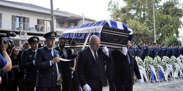 Θρήνος στον Κατσικά Ιωαννίνων για τον Δημήτρη Πέτρου – Το τελευταίο “αντίο” στον σμηναγό