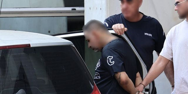 Κυψέλη: Απολογούνται για βαριά κακουργήματα οι κατηγορούμενοι – Αμφισβητούν τον ιατροδικαστή