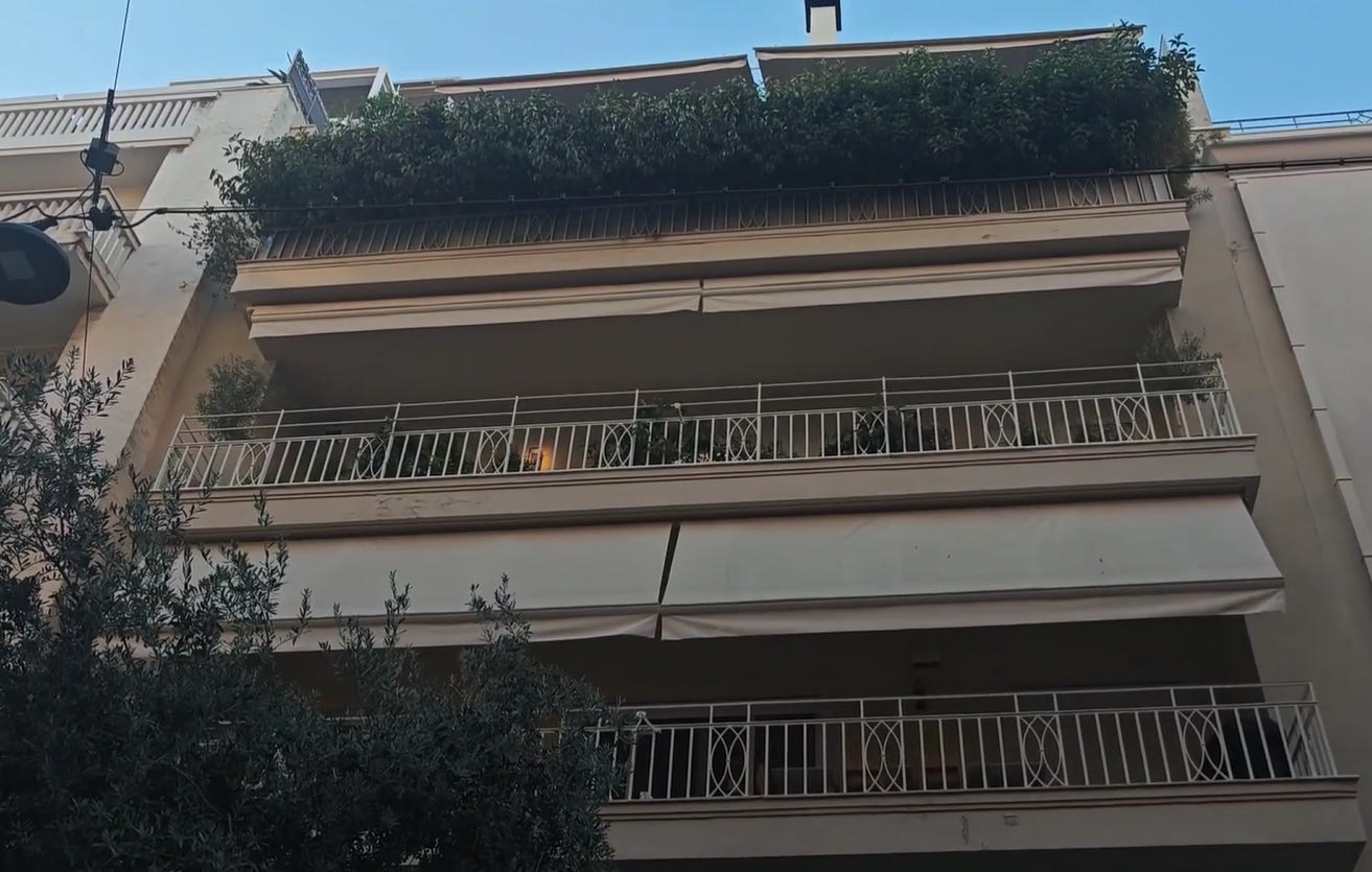 Μαζωνάκης: Αστυνομικοί στην ιδιωτική κλινική στο Κολωνάκι - Δεν κατάφεραν να μπουν