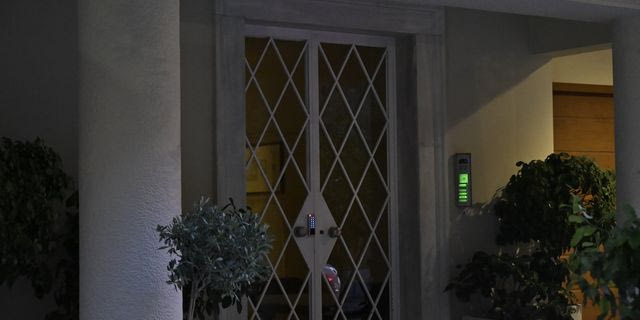 Θάνατος Μαζωνάκη: Ανενεργός και χωρίς κάρτα μνήμης ο απινιδωτής του ιατρείου