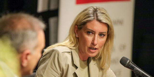 Σία Κοσιώνη: “Κάθε άλλο παρά μου λείπει η παρουσίαση, νιώθω απαλλαγμένη”