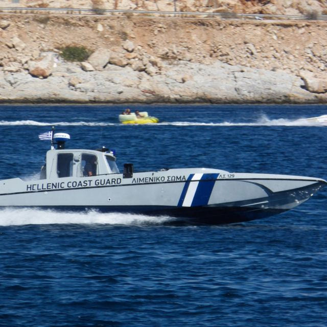Κυλλήνη: Έρευνες για αγνοούμενο χειριστή ταχύπλοου έπειτα από ανατροπή σκάφους
