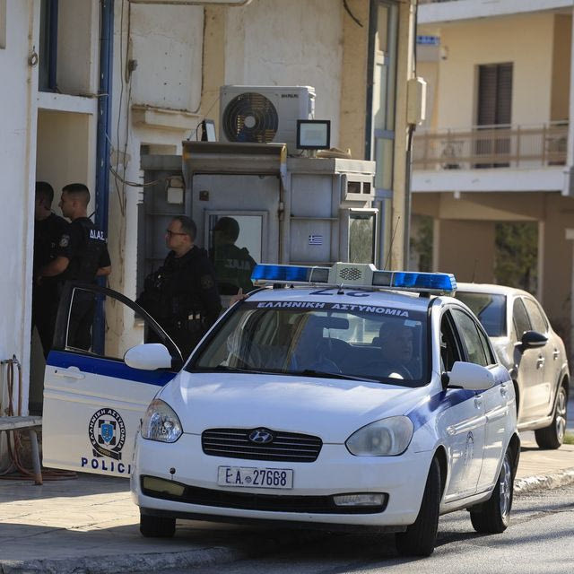 Επίθεση σε ΑΤ στη Μάνδρα: Διασωληνωμένος στη ΜΕΘ ο 31χρονος δράστης