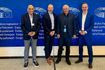 Μανιάτης: Περικοπές και αρνητικές τιμές ενέργειας απειλούν άμεσα τη βιωσιμότητα μικρομεσαίων έργων ΑΠΕ