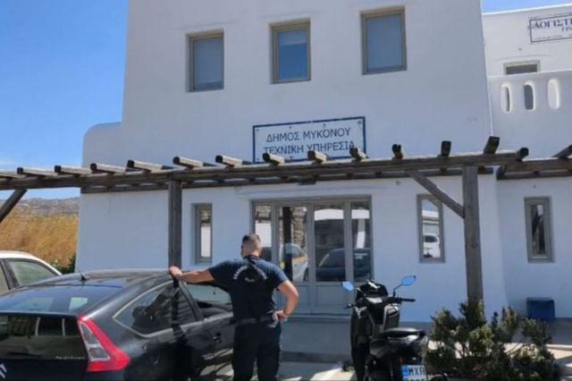 Μύκονος: Γιατί σφραγίστηκε η Πολεοδομία του νησιού