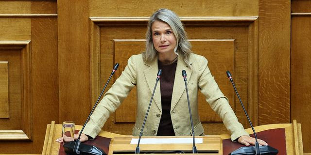 Μιλένα Αποστολάκη: Παρέμβαση στην Ευρωπαϊκή Αρχή Ασφαλίσεων για τα ισόβια ασφαλιστήρια υγείας