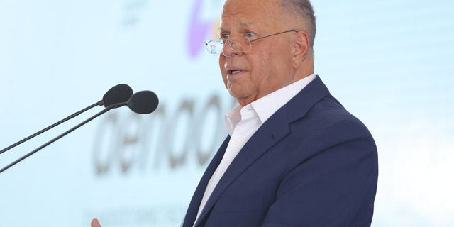 Eυ. Μυτιληναίος στους FT: “Η Ευρώπη κινδυνεύει να χάσει την κούρσα για το γάλλιο”