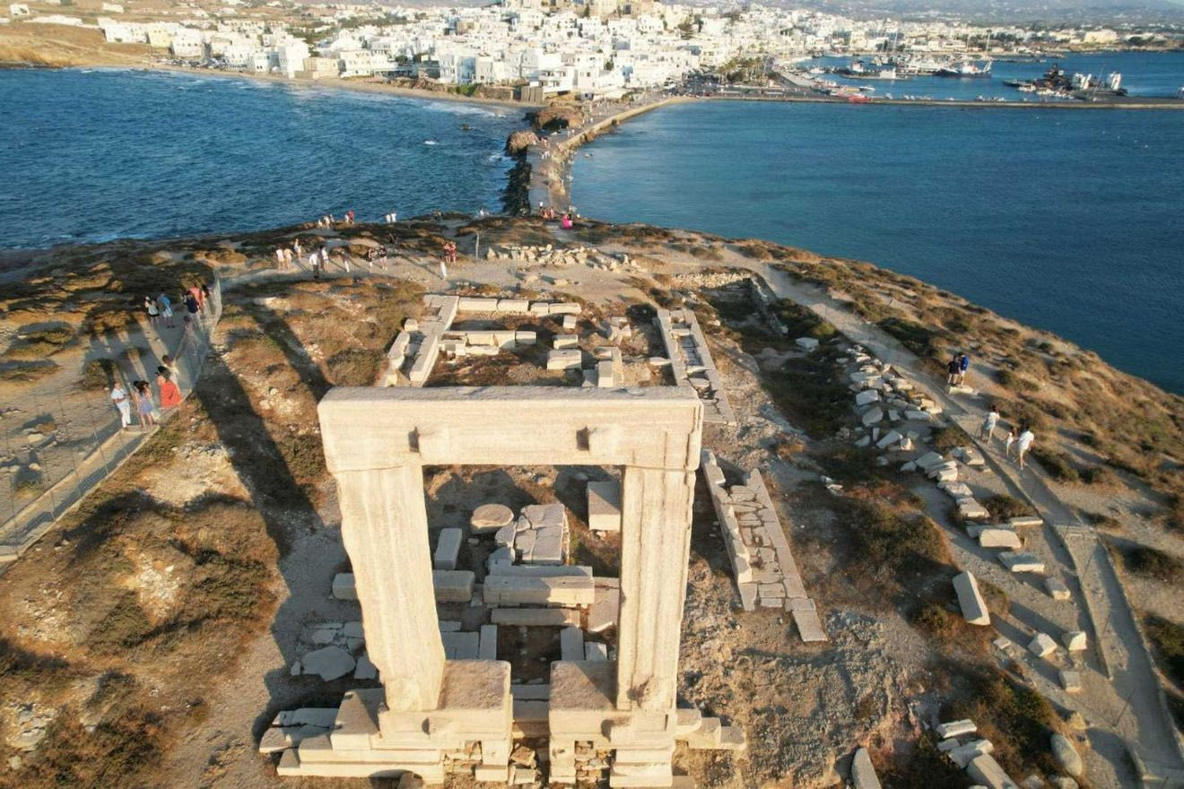Η Νάξος στο πόδι: Γιατί λέει “όχι” σε νέες ανεμογεννήτριες