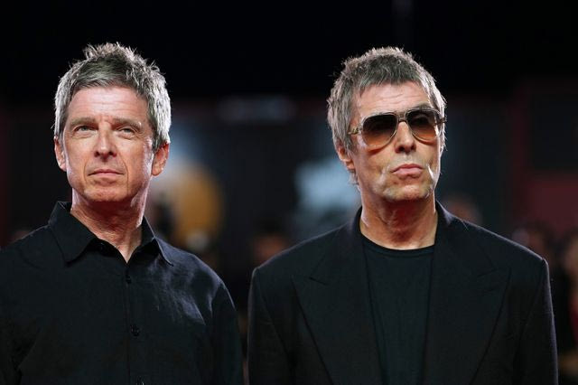 Oasis: Οι άνθρωποι που κατέγραψαν την επανένωση των Λίαμ και Νόελ Γκάλαχερ μιλούν αποκλειστικά στο NEWS24/7
