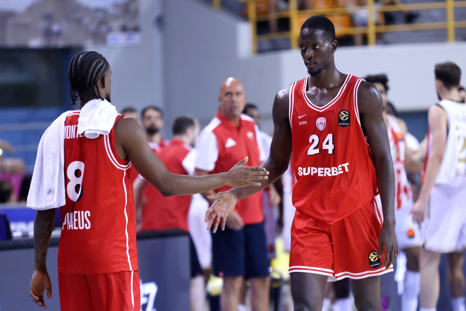 Ερυθρός Αστέρας – Ολυμπιακός 77-87: Πανταχού παρών ο Εντιάι, “σκέπασε” το ντεμπούτο του Μοντέρο