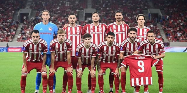 Ολυμπιακός: Όλοι στο πλευρό του Ελ Κααμπί – Σήκωσαν φανέλα με το όνομά του πριν το ματς με τον Βόλο