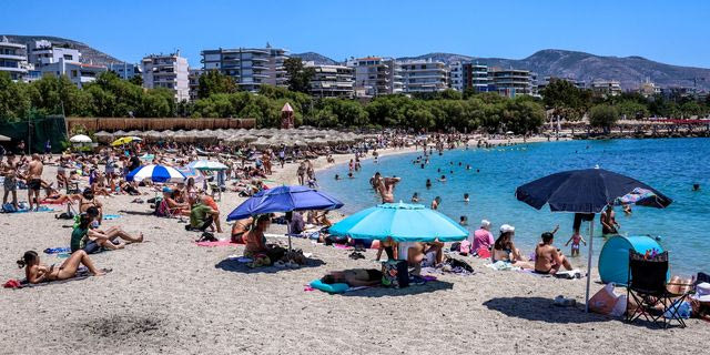 Βουλιαγμένη: Άγριος καβγάς ηλικιωμένων για μια ξαπλώστρα – Νεκρός 82χρονος