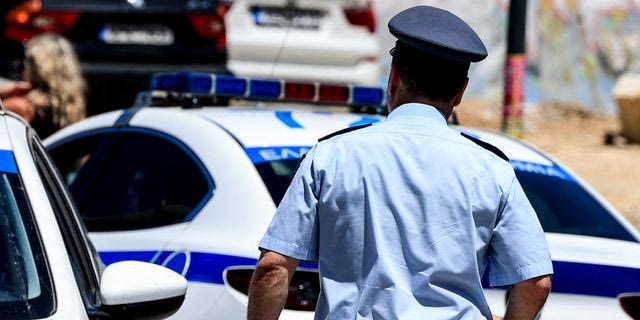 Θεσσαλονίκη: Ελεύθεροι με όρους οι δύο συλληφθέντες για το βαρύ οπλοστάσιο στις Συκιές
