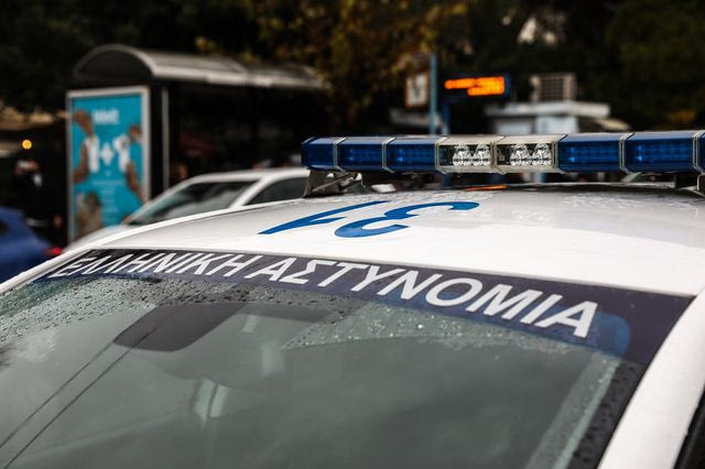 Περιστέρι: Συνελήφθη διακινητής ναρκωτικών που χρησιμοποιούσε μπαρ ως ορμητήριο
