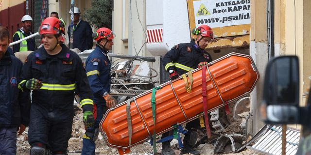 Τραγωδία στην Πλάκα: Τι λέει η Πυροσβεστική για την οσμή αερίου