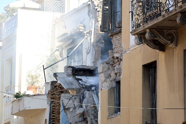 Πλάκα: Ο μοιραίος σπινθήρας στο μπάνιο και η διαρροή που προκάλεσε την έκρηξη