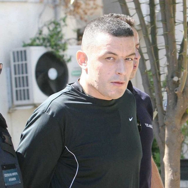 Αλκέτ Ριζάι