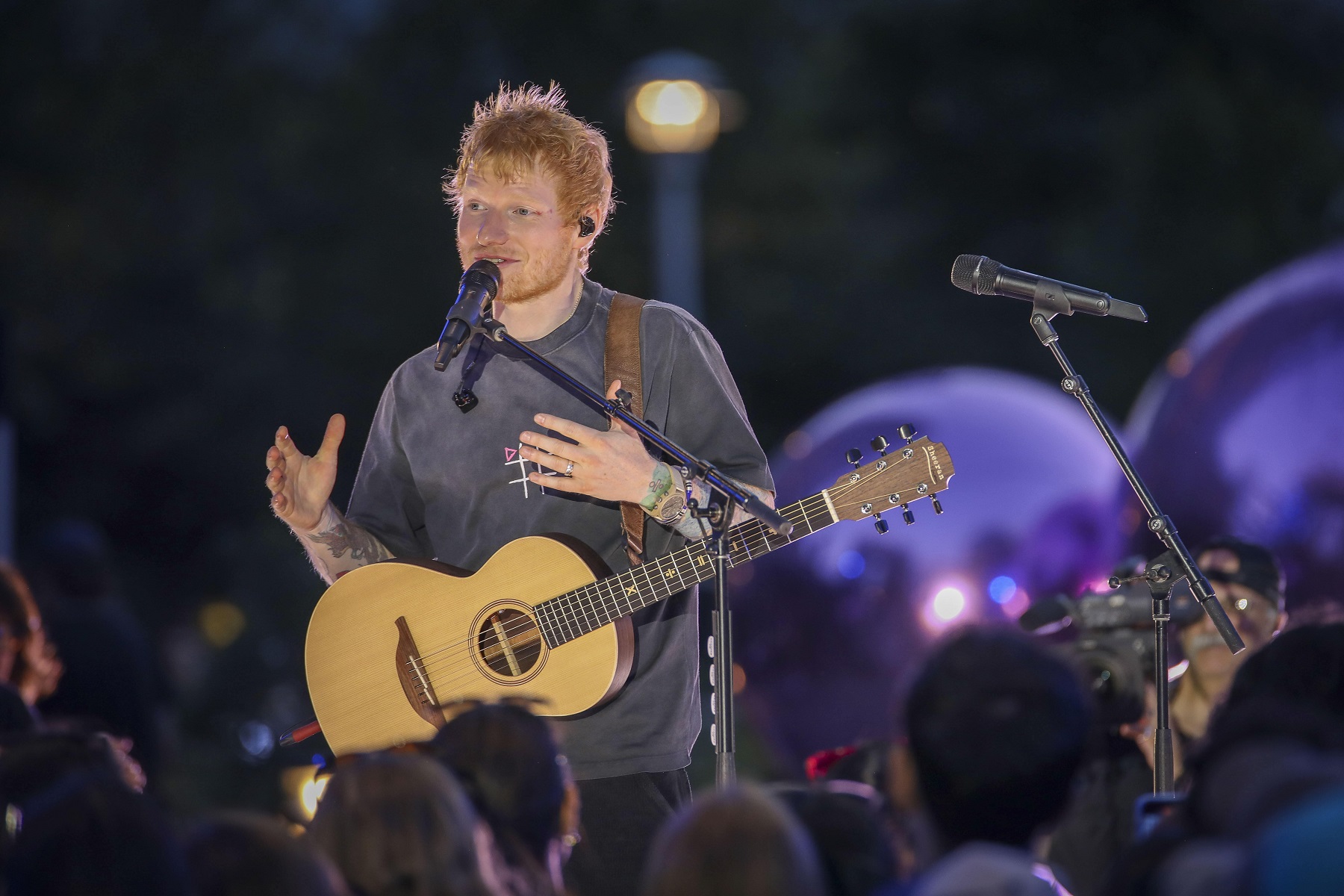 Ed Sheeran: Απολογήθηκε μετά τον χαμό με τον Macklemore – Τι είπε για τη Γάζα