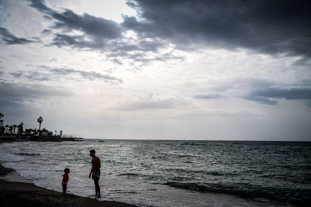 Καιρός: Έρχονται βροχές, καταιγίδες και πτώση της θερμοκρασίας