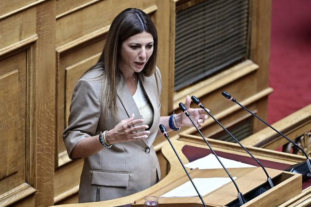 Σοφία Ζαχαράκη: “Οι Πανελλήνιες θα συνεχιστούν κανονικά”