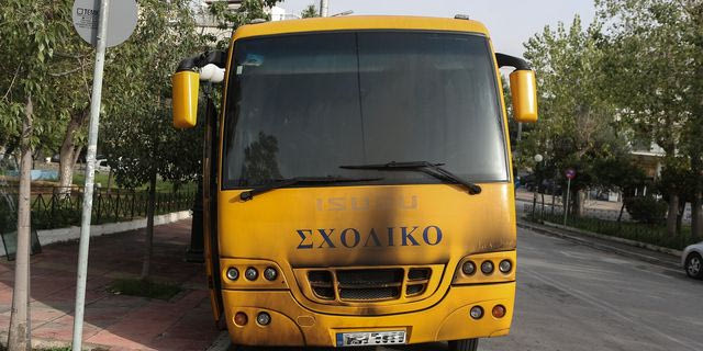 Χανιά: Στο αυτόφωρο οδηγός και συνοδός του λεωφορείου όπου έμειναν κλειδωμένα τα δύο παιδιά