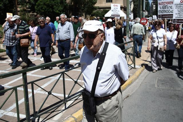 Πακέτο ΔΕΘ: Τι θα πάρουν οι συνταξιούχοι – Ποιους αφορούν τα bonus
