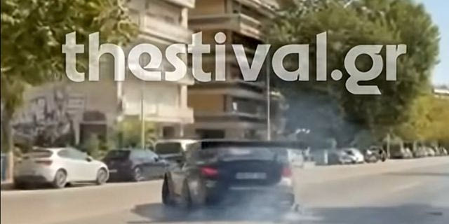 Στο αυτόφωρο 24χρονος που έκανε “τετακέ” και “οχταράκια” στο κέντρο της Θεσσαλονίκης
