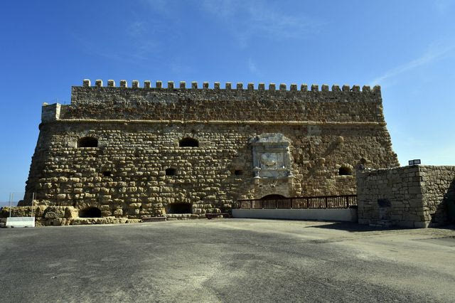 Ηράκλειο: Νεκρός 54χρονος που έπεσε από τα ενετικά τείχη