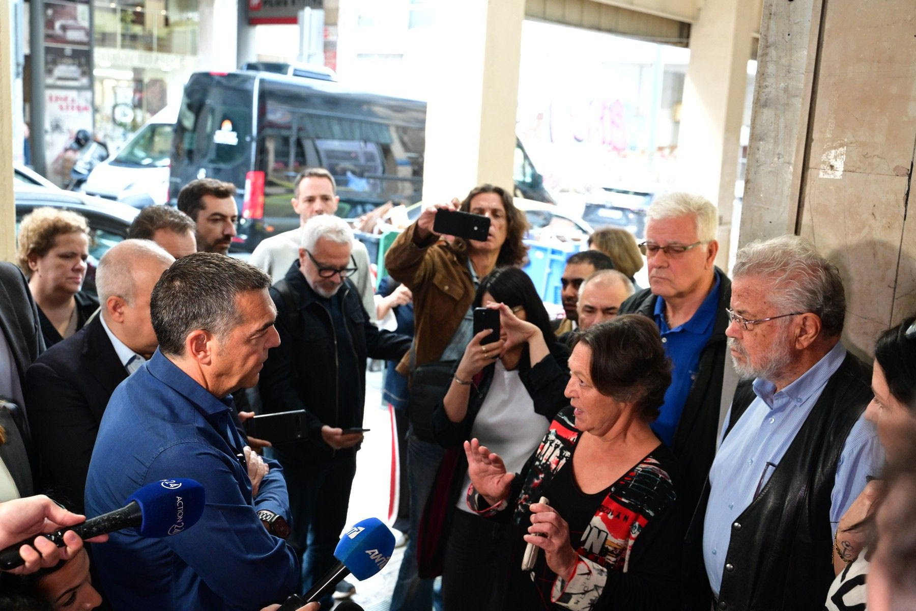 Ο Αλέξης Τσίπρας στην Κυψέλη